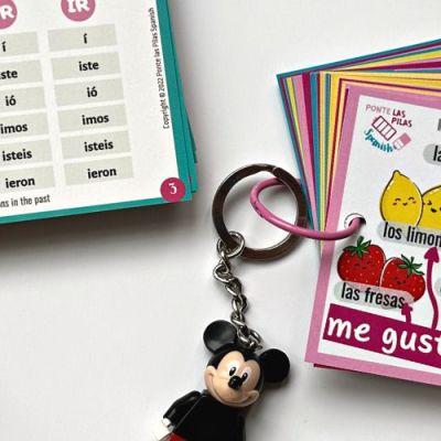 Ventajas de aprender español con flashcards o tarjetas didácticas | Llavero de verbos, gramática y&nbsp;vocabulario